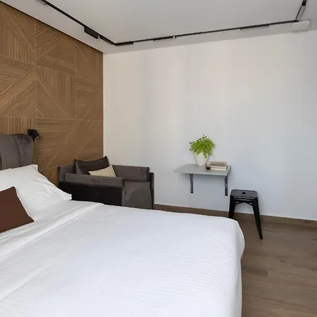 Aparthotel Domios